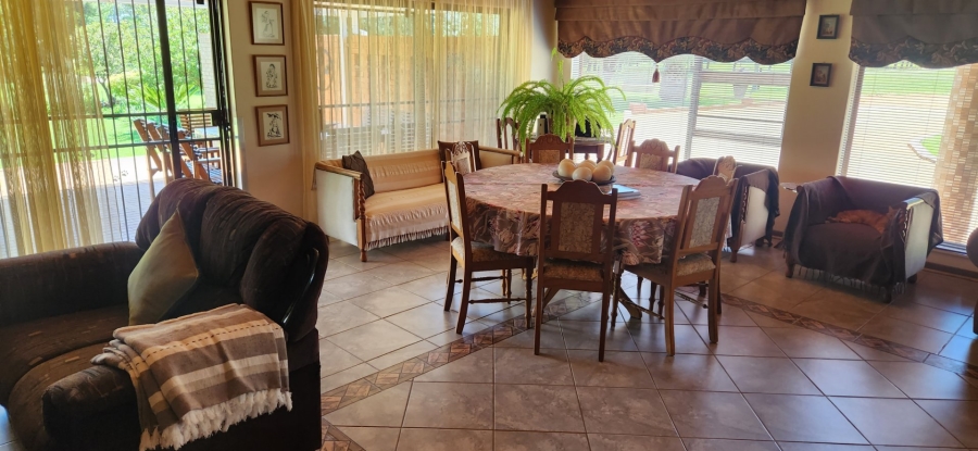 6 Bedroom Property for Sale in Ferreira Free State